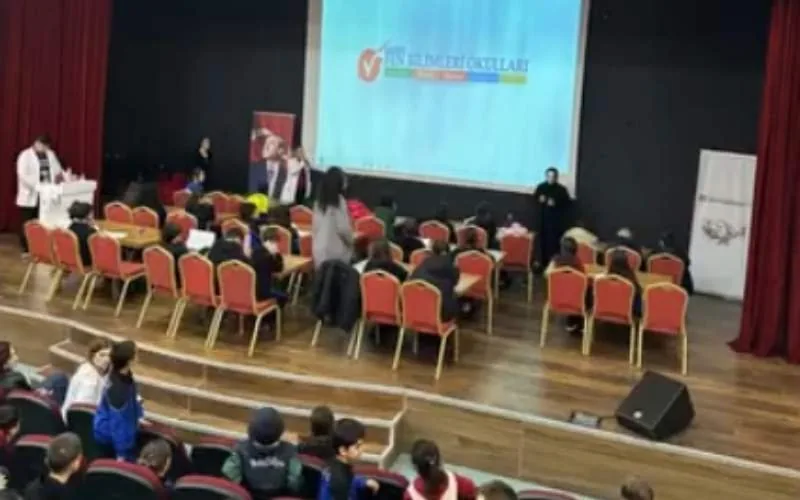 Bilginin Güç Yarışı: Okulumuzda Fen Bilimleri Bilgi Yarışması 2. Etap Heyecanı!