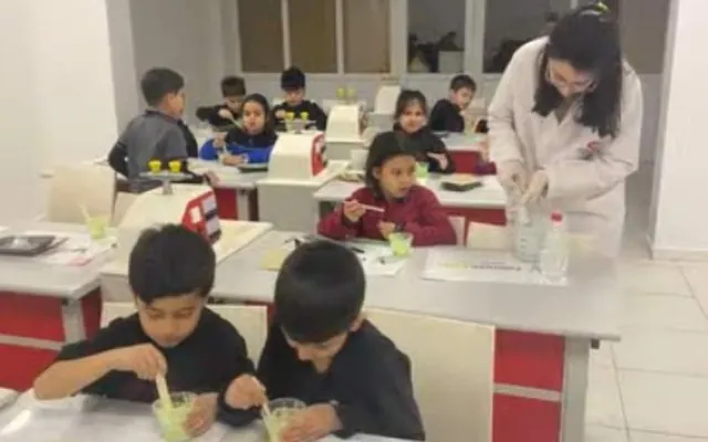 2. Sınıflardan Kendi Tutkalını Yapma Deneyimi