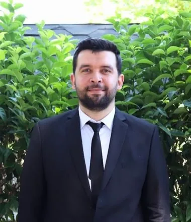 Serhat Kofoğlu, Fizik Öğretmeni — Anadolu ve Fen Lisesi